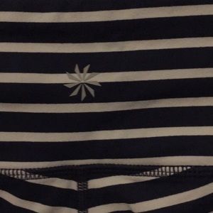 Athleta Pants - Athleta navy stripe crop leggings sz xs 57435 Athleta Pants - Athleta navy stripe crop leggings sz xs 57435
